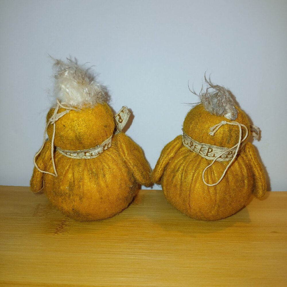 2 Spring Primitive  Easter Chicks decor - Picture 3 of 5